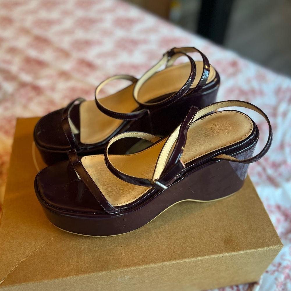 Urban Outfitters NORA STRAPPY WEDGE Burgundy Platform Sandals SIZE: 7